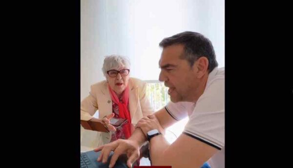 Η Θεοπούλα μπήκε στην ΕΛΑΣ κι έκανε …θραύση – Το χιουμοριστικό βίντεο του Αλέξη Τσίπρα