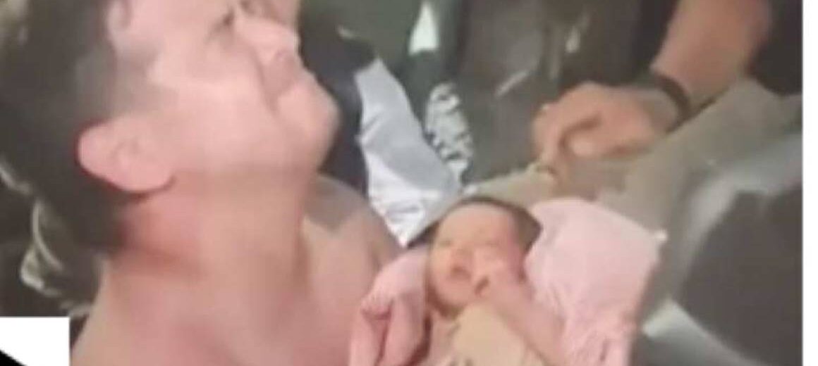 Θαύμα στη Βενεζουέλα: Νεογέννητο μωρό 18 ημερών ανασύρθηκε ζωντανό από τα συντρίμμια – Συγκινητικό βίντεο