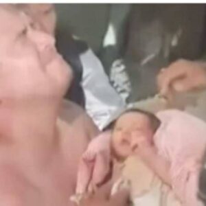 Θαύμα στη Βενεζουέλα: Νεογέννητο μωρό 18 ημερών ανασύρθηκε ζωντανό από τα συντρίμμια – Συγκινητικό βίντεο