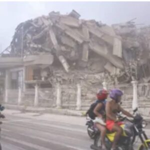 Χάος στη Βενεζουέλα από το διπλό σεισμό των 7,2 και 7,5 Ρίχτερ: Κτίρια κατέρρευσαν στο Καράκας – Φόβοι για χιλιάδες νεκρούς και τραυματίες – Συγκλονιστικά βίντεο
