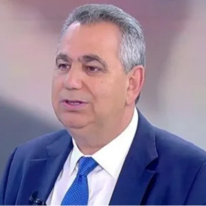 Η ανακοίνωση του ΣΚΑΪ για την παραίτηση του Βασίλη Χιώτη από τον όμιλο