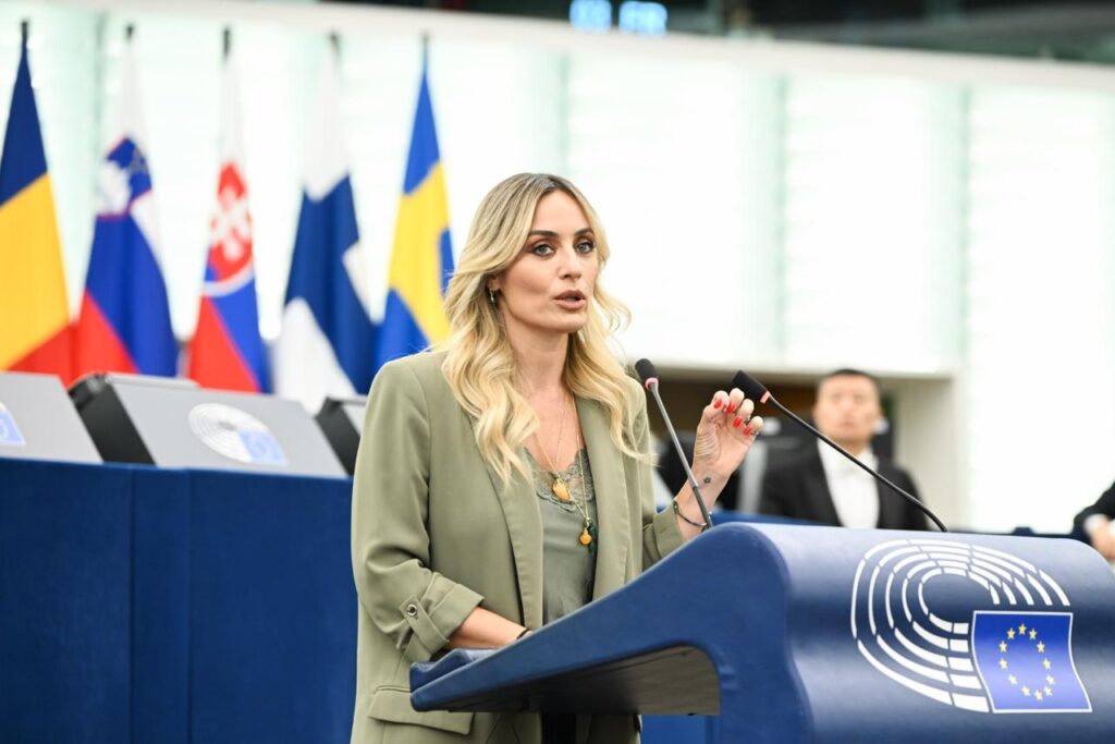 Ελεονώρα Μελέτη: Είναι χυδαίο ανήλικα παιδιά να γίνονται influencers