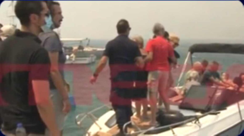 Φωτιά στη Βοιωτία: Πύρινος εφιάλτης στον Άγιο Βασίλειο – Απεγκλωβίστηκαν δια θαλάσσης 300 άτομα – Μάχη με τις φλόγες σε Αργολίδα και Αχαία, κάηκαν σπίτια – Μπαράζ 112 για εκκενώσεις οικισμών (βίντεο)