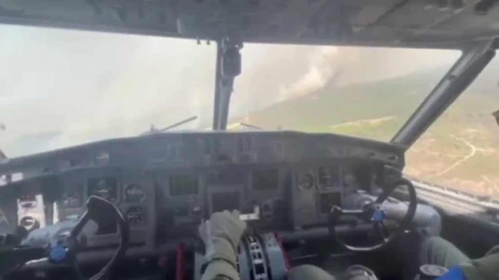Η μάχη των ελληνικών Canadair με τη μεγάλη φωτιά στην Ισπανία – Βίντεο μέσα από το πιλοτήριο