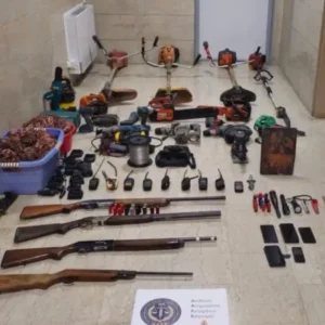 Μεσσηνία : Πυροσβέστης και κοινοτάρχης συνελήφθησαν για εμπρησμούς στους Γαργαλιάνους  – Κατηγορούνται και για εκβιασμούς