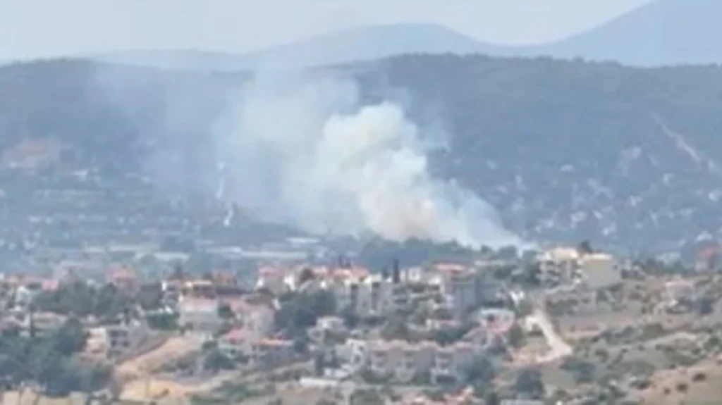 Οριοθετήθηκε η φωτιά στα Σπάτα κοντά στο κτήμα Νάσιουτζικ – Ήχησε προληπτικά το 112