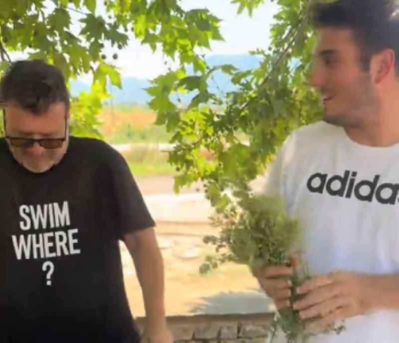 Σε ρόλο αγρότη ο Γιώργος Κακοσαίος, μάζεψε ρίγανη με την οικογένειά του – Βίντεο