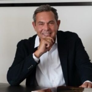 Πάνος Καμμένος: Η σπάνια φωτογραφία με την 14χρονη κόρη του Πολυτίμη – Δέσποινα