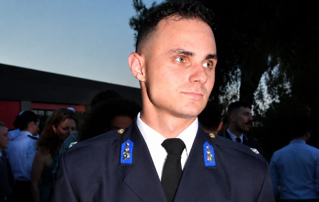 Θρήνος στο Αγρίνιο για τον 27χρονο πυροσβέστη που έχασε τη ζωή του στο Γύθειο, υπηρετούσε ως υποδιοικητής