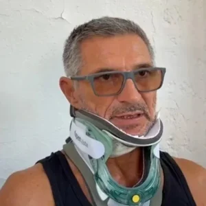 Συγκλονίζει ο Σέρβος επιβάτης που τον «ρούφηξε» παράθυρο σε πτήση της Ryanair: Ακούω αεροπλάνο, αγχώνομαι και ανεβάζω πυρετό