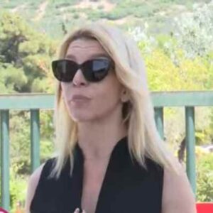 Εξιτήριο πήρε η Αφροδίτη Νέστορα: «Θα προσπαθήσω να σταθώ στα πόδια μου – Επέζησα από τρομοκρατική ενέργεια» (βίντεο)