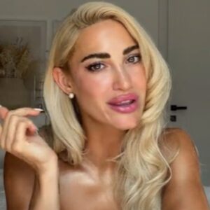 Iωάννα Τούνη: Η εξομολόγηση για τις «χλιδάτες» διακοπές της – «Μεγάλωσα με μηδέν βοήθεια από πατέρα και μόνο με τα χρήματα της μαμάς» (βίντεο)