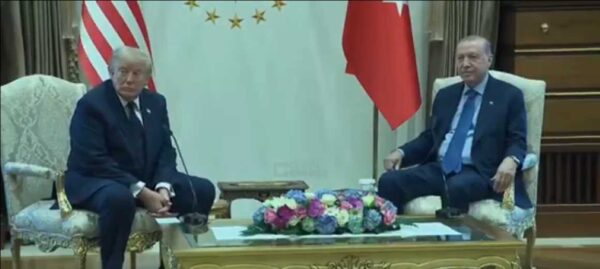 Άγκυρα: Δεν μπορούμε να έχουμε κυρώσεις σε φίλους μας είπε ο Τραμπ, θα το σκεφτούμε για τα F35 – Μας το έχετε υποσχεθεί, είπε ο Ερντογάν