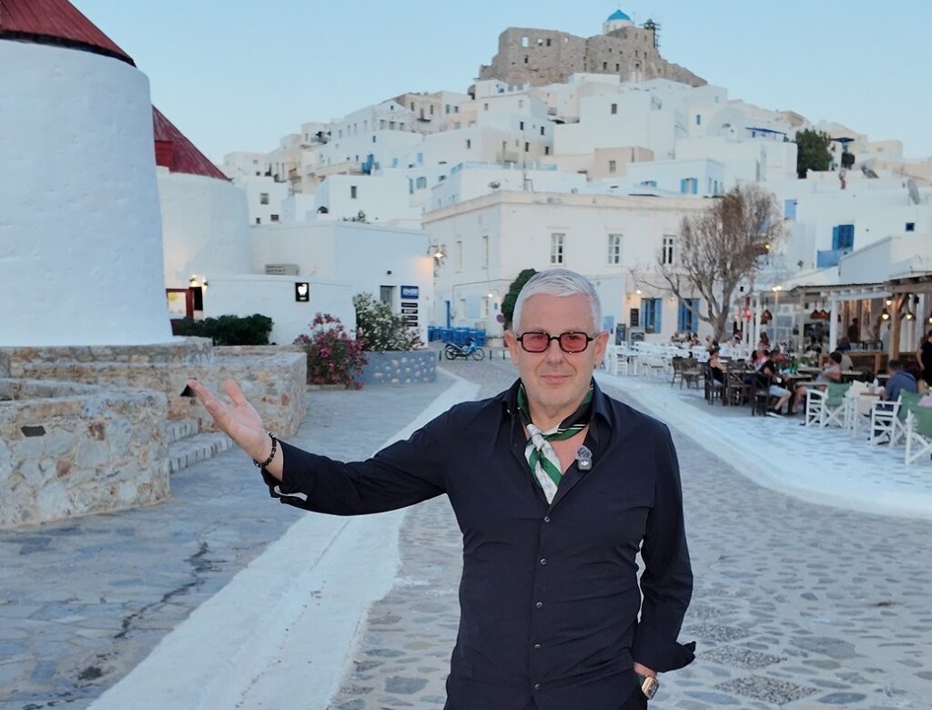Οι «ΕΙΚΟΝΕΣ» με τον Τάσο Δούση, ταξιδεύουν στην Αστυπάλαια, αυτή την Κυριακή στις 17:45 στο OPEN