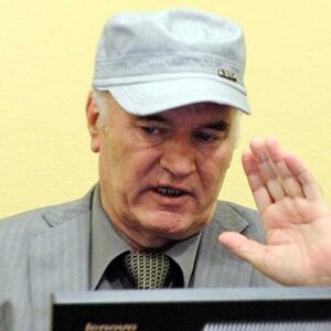 Πέθανε ο Ράτκο Μλάντιτς, ο «χασάπης της Βοσνίας» που καταδικάστηκε για τη γενοκτονία στη Σρεμπρένιτσα και εγκλήματα πολέμου