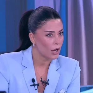 Λατινοπούλου για το επεισόδιο με Ρομά στην Τήνο: «Επί 45 λεπτά, 15-20 γύφτοι μου έκαναν επίθεση με χυδαίες βρισιές , ο ένας πήγε να μη χτυπήσει, η μητέρα μου τρομοκρατήθηκε» (βίντεο)