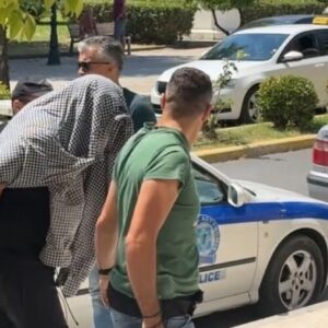 Μυστράς: «Δεν το έκανε για τα χρήματα, ήταν συναισθηματικοί οι λόγοι», λέει ο δικηγόρος του 55χρονου που έκρυβε σε καταψύκτη τη σορό του πατέρα του (βίντεο)