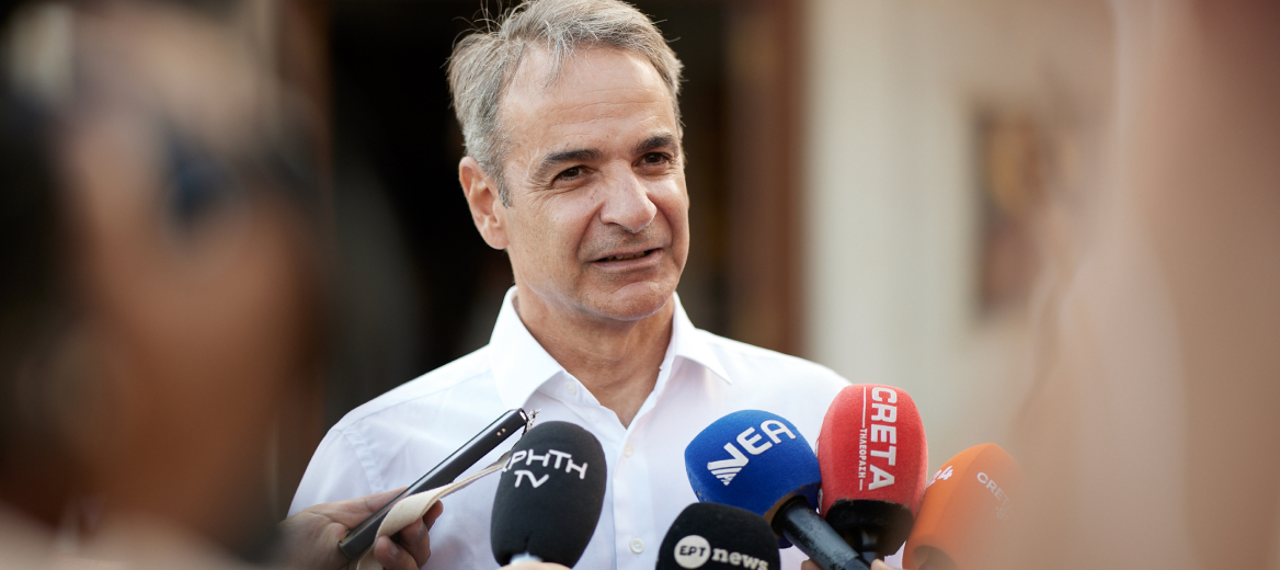 Μητσοτάκης από τα Χανιά: Σήμερα η σκέψη μας με όσους δίνουν καθημερινό αγώνα απέναντι στις πυρκαγιές (βίντεο)