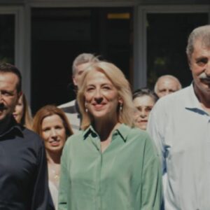 Στον αέρα το νέο σποτ του ΣΥΡΙΖΑ με πρωταγωνιστές τη Δούρου, τον Πολάκη και τον Παππά: «Επιστρέφουμε, προχωράμε»