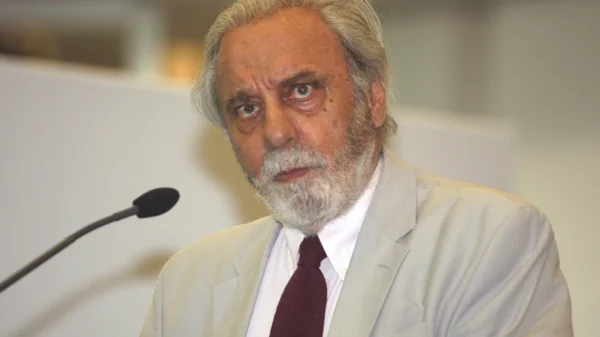 Πέθανε ο ακαδημαϊκός Κωνσταντίνος Τσουκαλάς