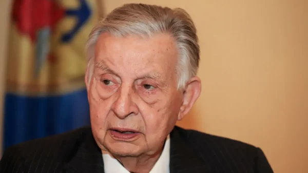 Πέθανε ο Γιάννης Βαρβιτσιώτης σε ηλικία 93 ετών