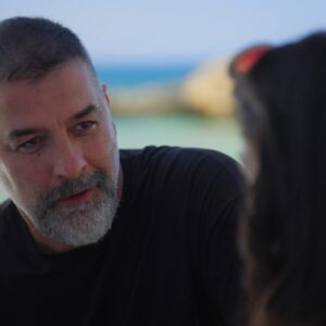 «Δύο μαύρα πουκάμισα»: Η Μαρκέλλα βρίσκεται  ανάμεσα σε δύο άντρες – Τι θα δούμε στα επόμενα επεισόδια  – Τρέϊλερ
