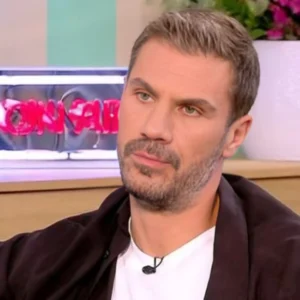 Άκης Πετρετζίκης: Έκλεισα τα μαγαζιά, ενώ ήταν κερδοφόρα, γιατί έπρεπε να μαζευτώ οπωσδήποτε σπίτι μου (βίντεο)