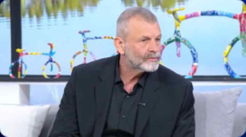 Απόστολος Γκλέτσος: «Έχω κλείσει τον “κομματικό” κύκλο μου – Επιστρέφω στο θέατρο» ( βίντεο)