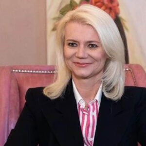 Νέα καταγγελία «φωτιά» για την Ιωάννα Γάκα: Ήμασταν υγιείς και μας διέγνωσε καρκίνο στις σάλπιγγες και μικρόβια στο αίμα (βίντεο)