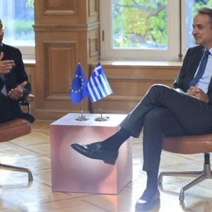 Μητσοτάκης για Τουρκία: Η Ελλάδα δεν θα δεχθεί υποδείξεις από κανέναν για το πώς θα ενισχύσει την αμυντική της θωράκιση (βίντεο)