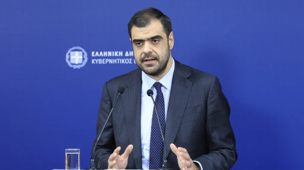 Μαρινάκης: Στις 30 Σεπτεμβρίου τα μέτρα για τα καύσιμα, στις 14 Οκτωβρίου για το πετρέλαιο θέρμανσης