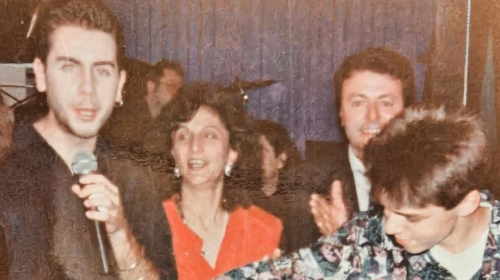 Πέτρος Πολυχρονίδης: Η άγνωστη ιστορία με τον 12χρονο Γιώργο Μαζωνάκη – «Εδώ θα κάνουμε τέχνη Πετράκο. Αυτό οι μεγάλοι το πληρώνουν»