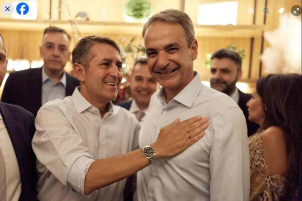 H επιστροφή στη δράση του Γιώργου Μυλωνάκη – Στη Θεσσαλονίκη με τον πρωθυπουργό για τη ΔΕΘ – Το τραπέζι και οι καλεσμένοι