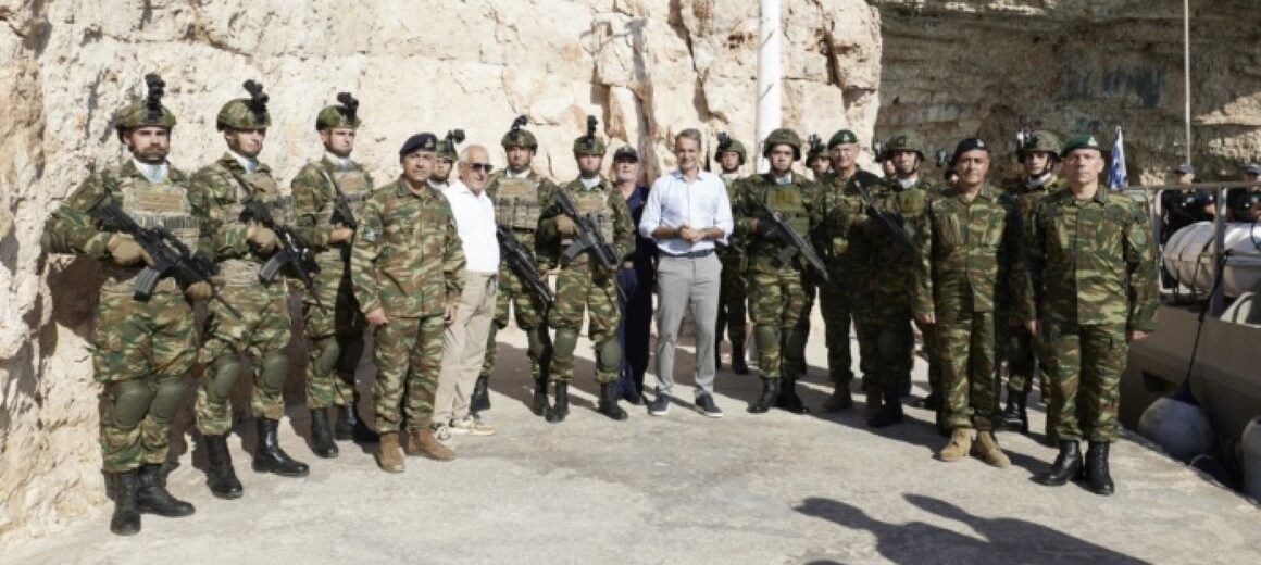 Μητσοτάκης σε Ρω και Στρογγύλη: Επισκέφθηκε τα ακριτικά φυλάκια και κατέθεσε στεφάνι στην Κυρά της Ρω (Εικόνες&Βίντεο)