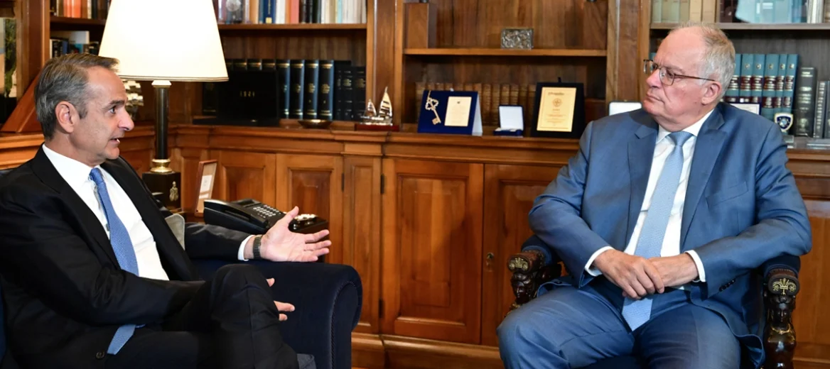 Μητσοτάκης σε Τασούλα για πετρέλαιο θέρμανσης: Διπλή παρέμβαση με επιδότηση στην αντλία και οριζόντια αύξηση στο επίδομα – Θα θέσω το θέμα του ΕΦΚ στο Ευρωπαϊκό Συμβούλιο
