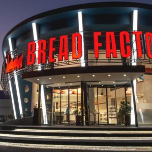 «Δεν έχουμε σχέση με το Χωριάτικο» – Η Bread Factory ζητά αποδέσμευση των λογαριασμών της