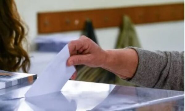 Δημοσκόπηση Interview: Στο 30,1% η ΝΔ, στο 15,4% η ΕΛΑΣ, στο 14,3% το ΠΑΣΟΚ – Αυτοδύναμη κυβέρνηση ζητά το 46%
