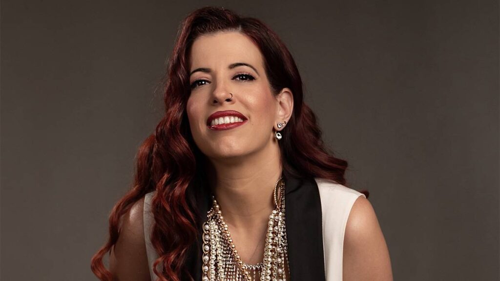 Eleni Alexandris: «The voice» and «The face» that sounds familiar