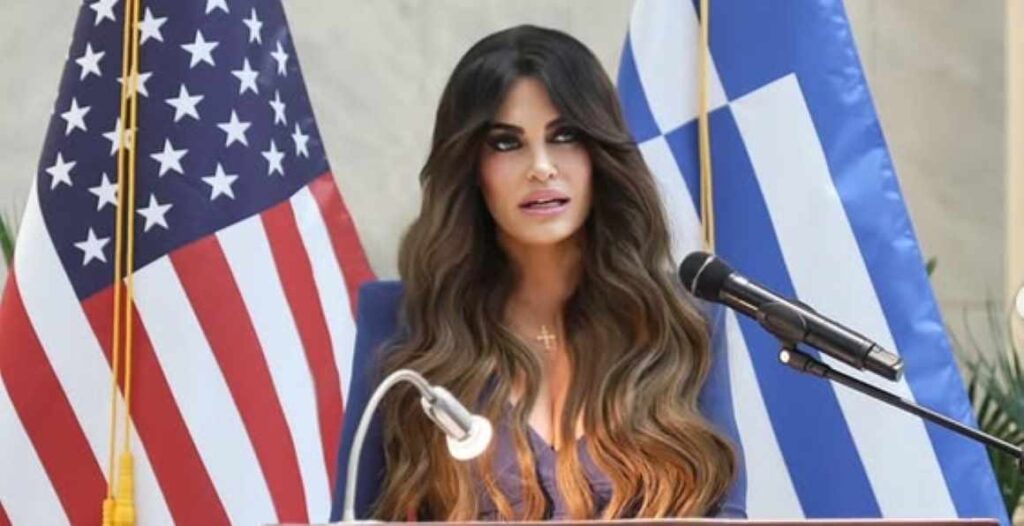 Γκιλφόϊλ: Αποπέμφθηκε από την πρεσβεία των ΗΠΑ με απόφαση Τράμπ – Το δημοσίευμα που την «έκαψε» – «Ψευδείς οι κατηγορίες, θα υπερασπιστώ το όνομα και τη φήμη μου», λέει η ίδια