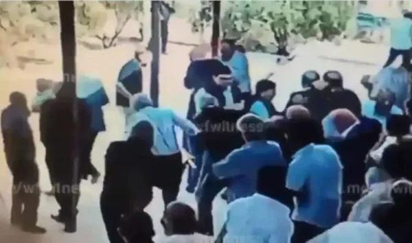 Ιορδανία: Βίντεο ντοκουμέντο από το μακελειό σε ελληνορθόδοξη εκκλησία – Οι πιστοί έτρεχαν  έντρομοι