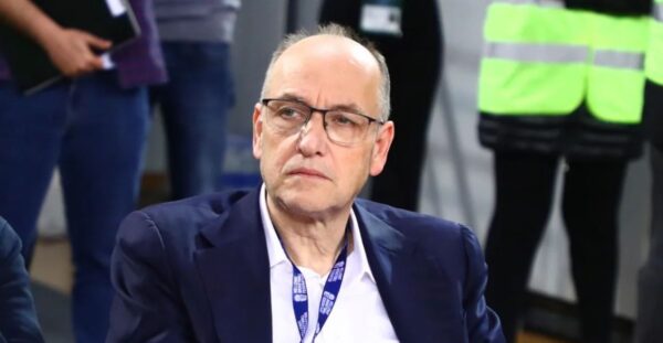 Σκάνδαλο στο μπάσκετ: Παραιτήθηκε από πρόεδρος της ΕΟΚ ο Βαγγέλης Λιόλιος – Απολογείται για τους στημένους αγώνες στον ανακριτή