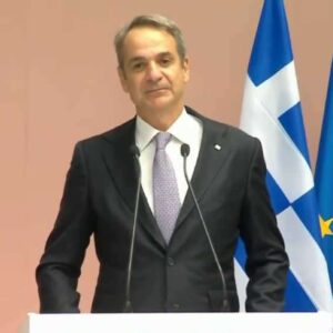 Μητσοτάκης για Γλυπτά Παρθενώνα:  «Δεν θα δεχτούμε διευθετήσεις που να δηλώνουν ξένη κυριαρχία ή  δανεισμό» – Βίντεο από την τελετή για την παράδοση-παραλαβή κειμηλίων μεταξύ Ελλάδας και Βουλγαρίας.