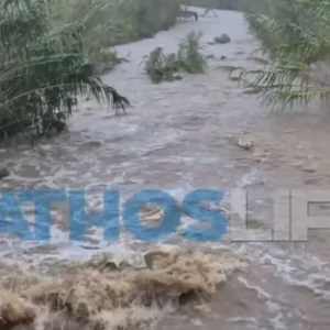ΕΜΥ- Νέο έκτακτο καιρού : Red code σε τέσσερις περιοχές με καταιγίδες και χαλάζι – Πλημμύρες και κατολισθήσεις στη Σκιάθο, φούσκωσαν ρέματα στη Μαγνησία – Μήνυμα του 112 και διακοπή κυκλοφορίας (βίντεο)