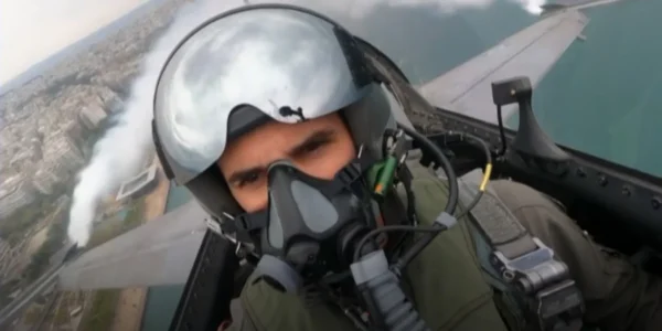 28η Οκτωβρίου -Το μήνυμα το πιλότου του F-16: Μία λέξη αλλάζει την ιστορία, για τους Έλληνες αυτή είναι το «Όχι» (βίντεο)
